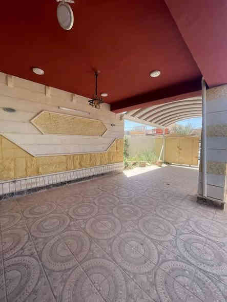 دار للبيع المساحه 300 متر ثلاث طوابق القادسيه شارع الكراج شارع 15 المكان تكريت السعر 200 وبي مجال 
***********
***********
