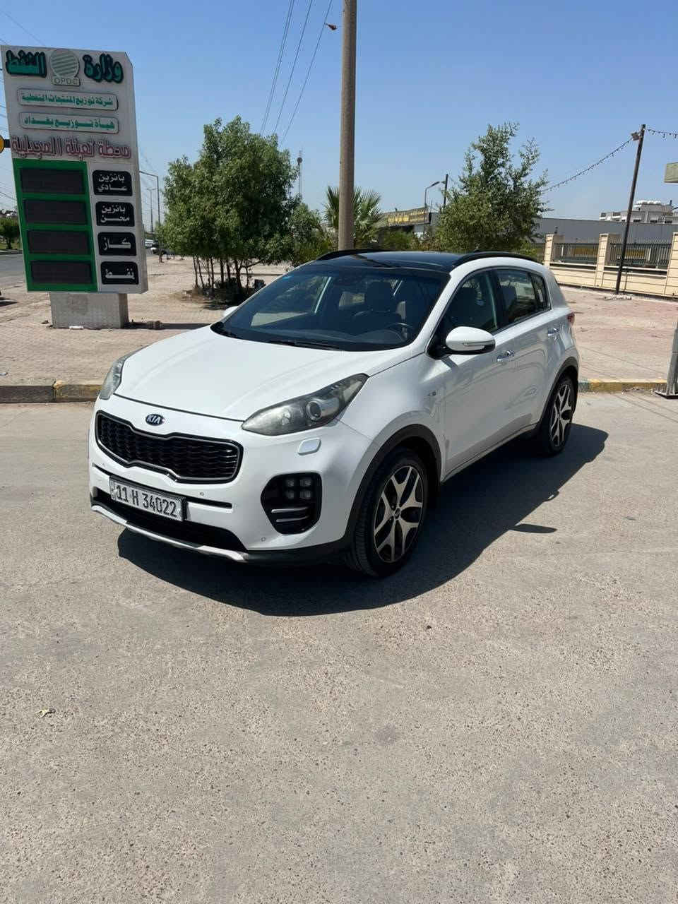 .
كيا سبورتج موديل 2018 وارد ايراني سبشل اوردر مواصفات مميزه جداً

رقم بغداد مكينه 2.4L ماشيه 140 الف كيلو  دفع رباعي 

 
المواصفات 🔰

فول GT LINE 1/1 🔰
ويل 19 + بصمة  + زراك لايتات + لايت زنون بلادي دوار
لد نهاري + تبريد وتدفئه مقاعد امامية +تدفئة مقاعد خلفية
تدفئة ستيرن + ستيرن رياضي حرف D  + شاحن واير ليس 

فول حساس امامي + خلفي + كامرة دوارة مع شاشة لمس  
تبريد قطعتين مناخ منفصل + بنوراما +شفتات تسارع 
حساسات ضغط الاطارات  +فول تحكم ستيرن + كروس سرعة

مانع انزلاق + مانع انحدار +اوتو هولد (توقف ذاتي )
اوتو لايت + اوتو ماسحات 
انظمة قيادة (سبورت ايكو  اعتيادي ) + سايد بريك بصمة

تعتيم ذاتي (اوتو ديم) + اناره ترحيب باليدات 
جنطة كهرباء مع متحسس للسائق فتح تلقائي
مري شفط + اشاير مري

ملاحظه 🔻

السياره فقط رصعة بالجنطة وشخط موضح بالصور 
باقي السياره مكفول 🌀

📍 مكان السياره / بغداد - الغزاليه

📞 رقم صاحب سيارة ***********
السعر 173
