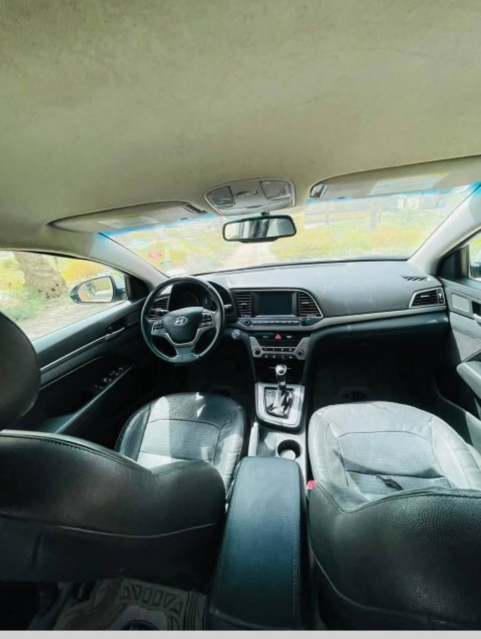 النترا 17 رصاصي اللون
وارد امريكي حادث جاملغ او بنيد 
سيارة فول مواصفات عدة الفتحة
كشنات جلد كرسي كهربائي 
السيارة بصمة 
رقم انكليزي جديد 
سنوية لل 2030
السيارة بأسمي 
112$ / ***********
