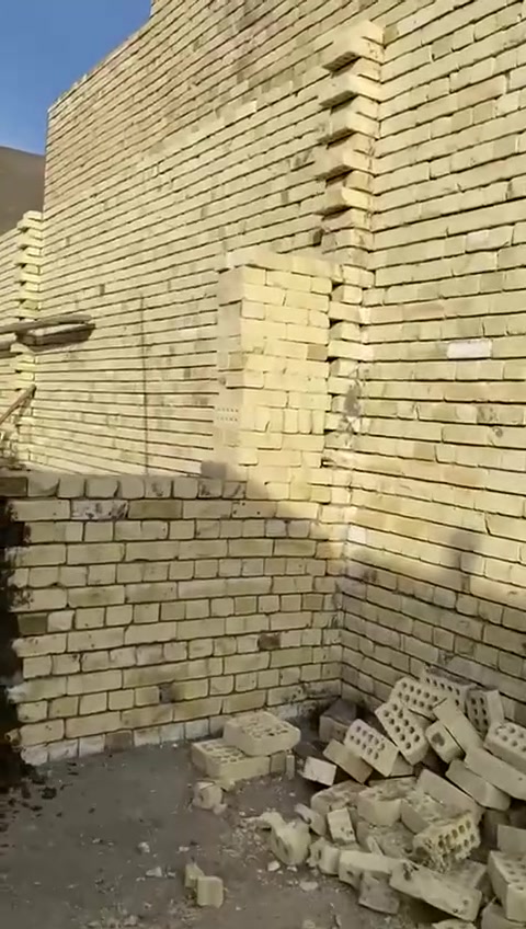خلفه بناء درجه اولى ستلام مهندس. نشارت لمونه بقالب على دبل قطعي بسعار مناسبه تصل *********** ودلل نشتغل جميع مناطق بغداد 
مكاني بغداد
