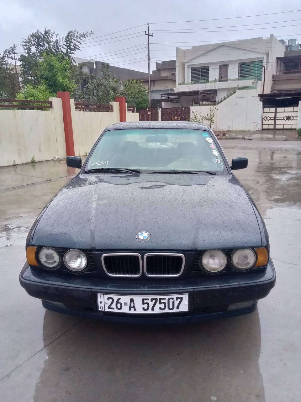 سلام وعليكم بي ام موديل ١٩٩٥ حجم ٥٢٥ تبريد شغال رقم دولي سنويه جديد سيارة صبغ جمالية بدون ضرر كير ومحرك بشرط اوتوماتيك سعر ٥٨$ مكان كركوك رقم الهاتف ***********.     زين *********** شراي يخابر اني مكلف بنشر
