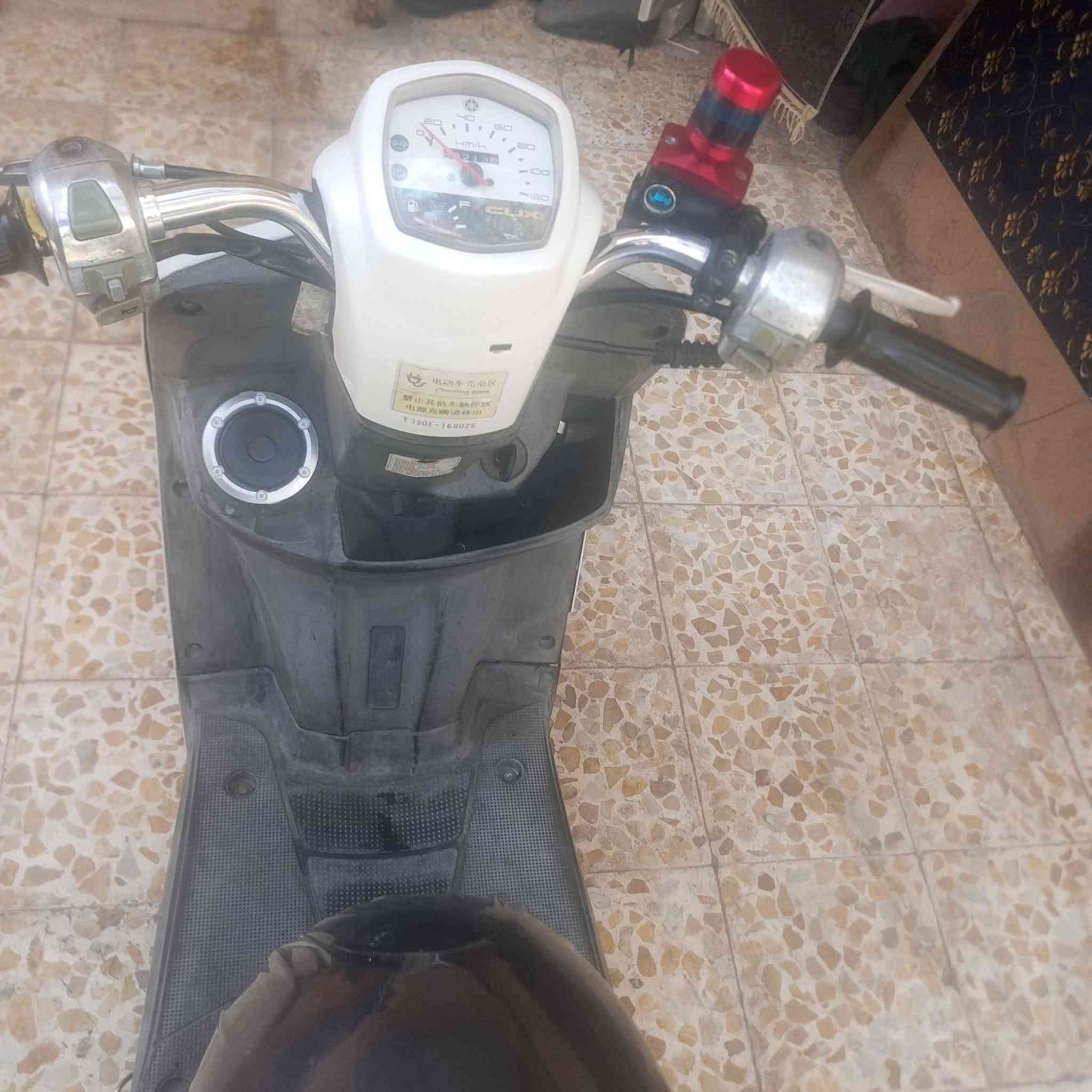 السلام عليكم بوليس كابريتر  صالها 4 اشهر طالعه دراجه

 كامله من كل الجهات مكينتها اتخبل  كفرات ختم واحد ويا المكينه فقط امبدل  ولفات 
 
السعر 575 وبها مجال بصيط 

مكاني كربلاء 
الحر 
***********
