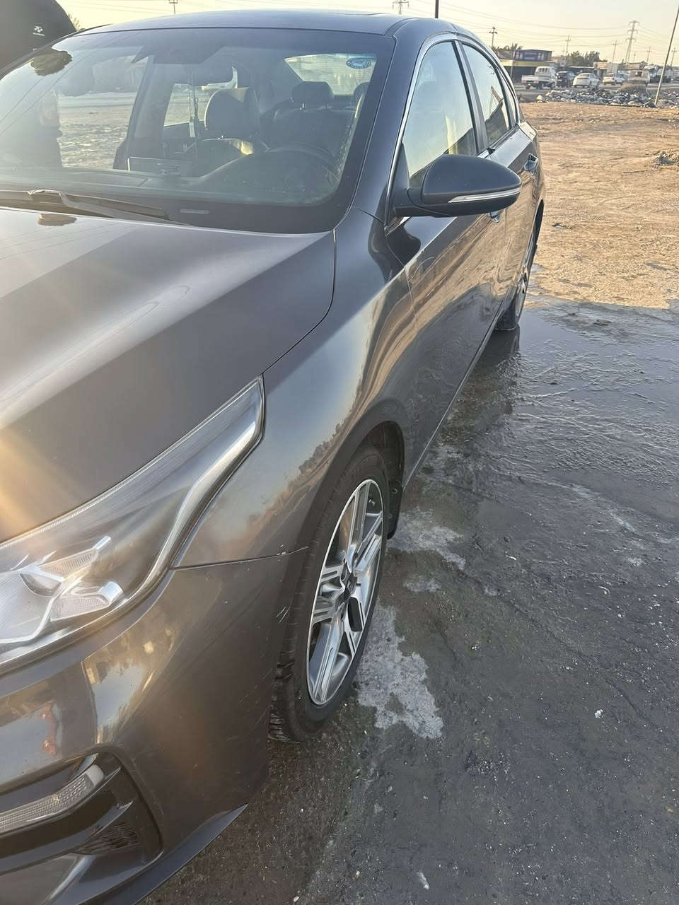 السلام عليكم سيراتو 20 للبيع   خليجي فول مواصفات مكينه 1600 كير مكينه تبريد صدر امامي خلفي وضع الشركه السياره بسمي مداور ثاني يوم    مكان السياره بابل مشروع المسيب  التفاصيل هاذا رقمي وخادم ***********.   السعر 120 وبيهه مجال
