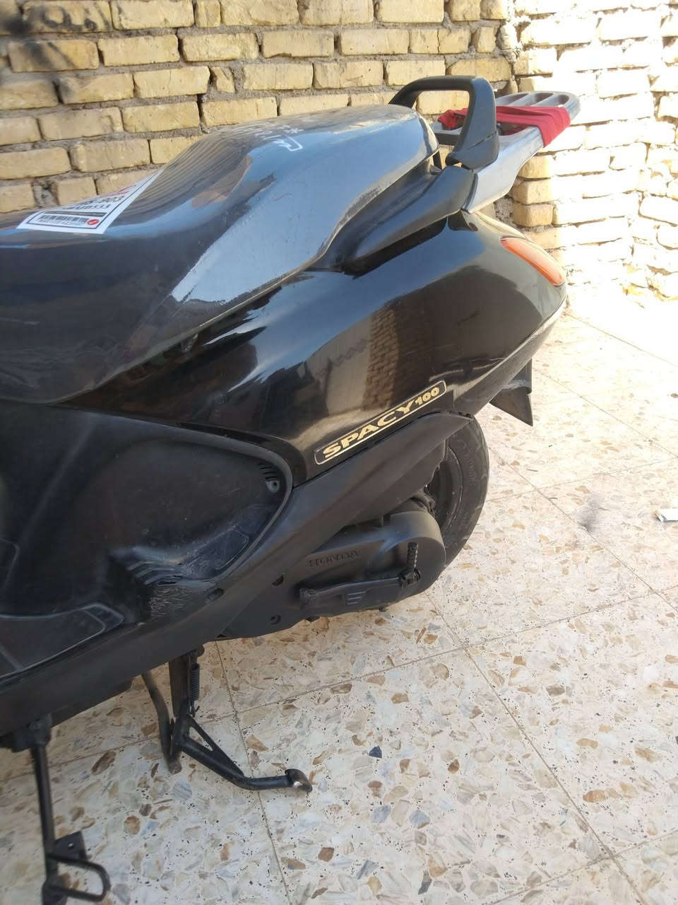 سبيسي ياباني رايمر كهربائيات كامله سلف هندر كلش نضيفه السعر ٥٠٠ وبيها مجال مكان صاحب ادراجه قرب مستشفئ الكرامه الاتصال على الرقم *********** ولكم الشكر
