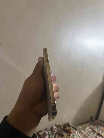 السلام عليكم للبيع 
ايفون 13 برو ماكس الذاكرة نص تيرة 512
لونة ذهبي بطارية 93 الجهاز وتر بروف تجي تفحص اي خلل فلوسك ترجعلك 
السعر 775 المكان بغداد البنوك 
***********
