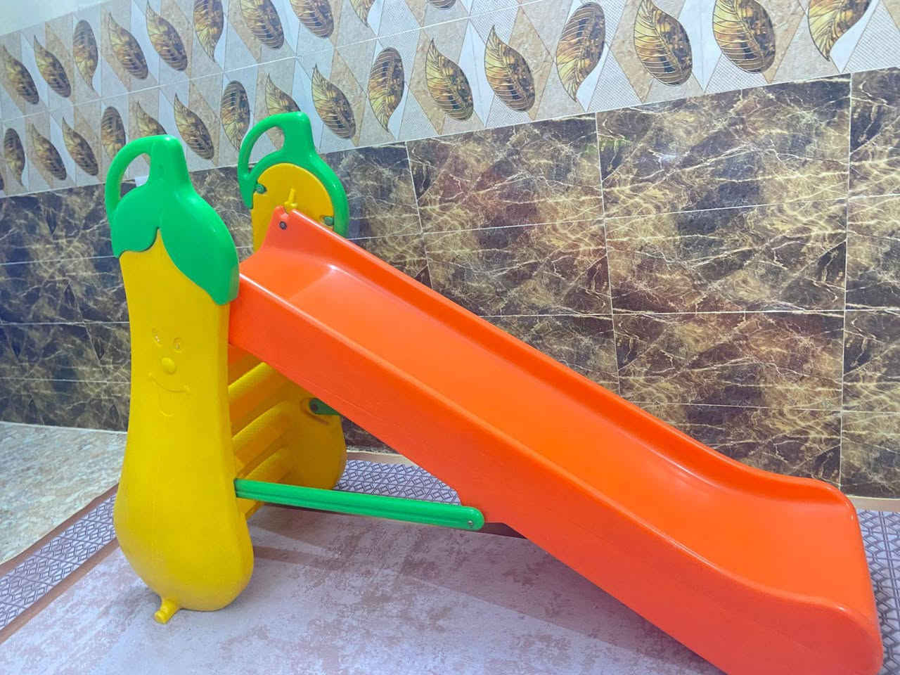 زحليگة جديده ونظيفه حجم كبير ب٨٥ وبيها مجال مكاني الشعب


**إذا كنت صاحب هذا الإعلان وتريد حذفه لأي سبب، رجاءا أرسل رسالة إلى الدعم الفني**