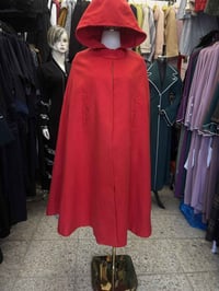 مرحبا حبايب متوفر اخر 20 باله قطعه عبايات وبشت نظافه فوول سعر القطعه 5...