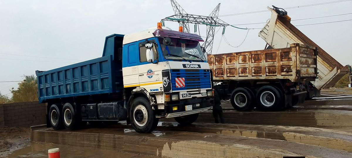 سلام عليكم سكانيا 143للبيع موديل93 محرك 08 كير 5×5مجموعه باجر 19سياره مطوله مسجله راس بسنويه ابيع على وظعهه 250وبيهه حك المعامله سياره جاهزه كبل للشغل مكان بغداد تقاطع النهروان ***********لاستفسار
