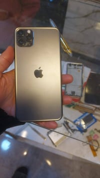 آيفون 11 برو ماكس • ٦٤ جيجا • بطارية ٧٩%