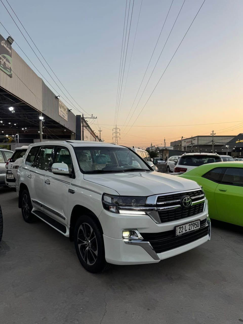 السلام عليكم اخوان
لاند كروز 2008 
محدثة 2021 
للبيع بالاقساط لجميع المحافظات 
بدون كفيل 
العنوان اربيل 
بالاقساط اقساط
مقدمة 130 $ ورقة 
للتواصل واتساب 
*********** أربيل, العراق
