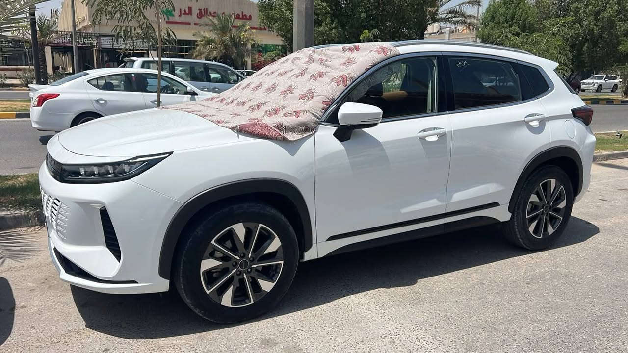 🚘✨ للبيع | EXEED 2025  

📍 الفئة: 1.5 CVT | دفع أمامي (FWD)  
⚙️ قوة 156 حصان – 230T  
🎯 وضعيتان للقيادة: ECO و SPORT  

🛠️ الهيكل الخارجي:  
🔸 جنوط ألمنيوم قياس 18 إنچ  
🎨 اللون: أبيض كاكي  

🪑 المقصورة الداخلية:  
✅ مقاعد جلد رياضي بيج وبني  
🌈 إضاءة محيطية داخلية 7 ألوان  
🔊 9 سماعات EXEED  
🛡️ 4 وسائد هوائية  

📱 التقنية والترفيه:  
📲 Apple CarPlay & Android Auto (كيبل)  
🎥 كاميرا خلفية  

🛡️ أنظمة السلامة:  
🚦 نظام المحافظة على المسار  

📄 المركبة مرقمة: أربيل  
⛽ وقود: بنزين فقط  

💵 السعر: 150  
📞 للتواصل: ***********  

#EXEED #سيارات #عروض #موديلات2025
