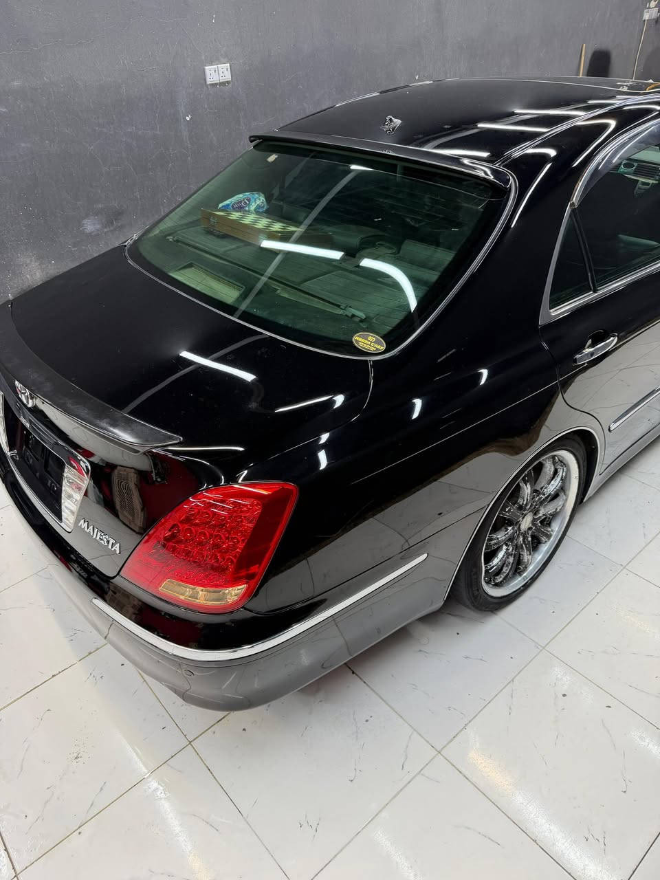 السلام عليكم للبيع فقط ماجستا ادوات كفاله عامه  موديل ٢٠٠٦ اصل السياره فول للأخير خمس دكم فتحه جلد ثلاجه اتلث قطع تبريد مكانه ميسان العماره 
السياره بيه استمارت حجز بصره
السعر ١١٢
***********
