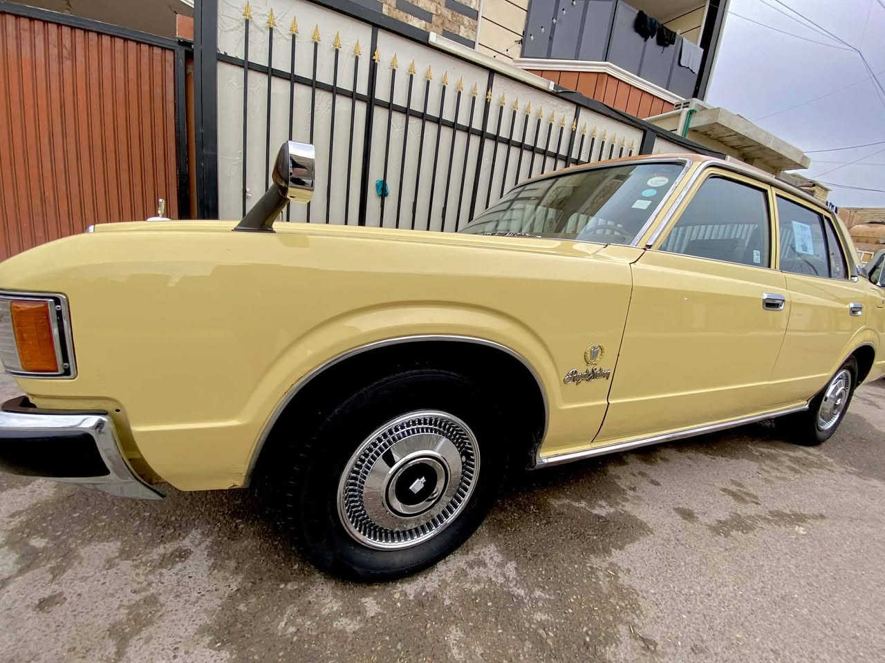 TOYOTA CROWN delux 1979
{TOYOTA CROWN delux 1979
{

TOYOTA CROWN delux 1979
{TOYOTA CROWN delux 1979

للبيع تويوتا كراون ديلوكس ١٩٧٩ رقم انكليزي انبار مشروع وطني محرك سته سلندر كير طرح أوتوماتيك ￼تبريد شغال ستم صوت اريل كهربائي صدر جديد امامي خلفي تخم تاير سياره احلى من صور مكاني بغداد 
 سيارة كفاله عامه رقم ***********

للبيع تويوتا كراون ديلوكس ١٩٧٩ رقم انكليزي
ل
