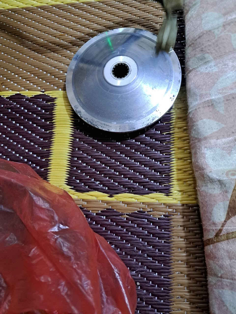 سلام عليكم غراض GTR للبيع فقط 
1_ كلج  أمامي تجاري استخدام كلش قليل سعره 20الف 

2_ كلج أمامي اصلي مال حاويه مستخدم سعره
 30 الف   
3_ مجامع  تحكم يمين يسار سعرهن 20 الف 
 العنوان بغداد الشعب الجزائر الديوان شارع 40 

 *********** 
 بي واتساب
