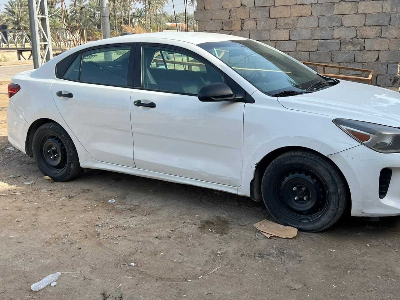 السلام عليكم للبيع كيا ريو موديل  2018 محرك 1600 وارد امريكي حادثها جاملغ خلفي ايمن وقبق جنطه مبدل الباقي كفاله ماعدا اكو بارد بالهالات فقط بدون صبغ
مكانها كربلاء الحسينية 
***********
