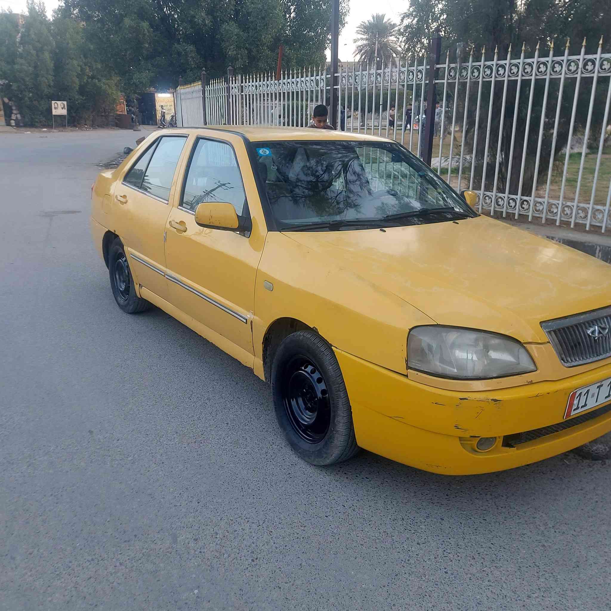 كوين موديل 10 محرك بلادي رقم انكليزي بغداد السنوية لحد 2030  بأسمي 
شرط مكاتبة مرورية 
السيارة جاهزة خير من الله 
بيها ملاحظات بسيطة تجي وتشوف بيها جراد بسيط بالبنيد والقماره واضح بالصور ...تخم تاير جديد والكير جديد والباتري جديد 
#السعر 30$  ومجال بسيط مكاني البلديات 
للتواصل *********** واتساب موجود
