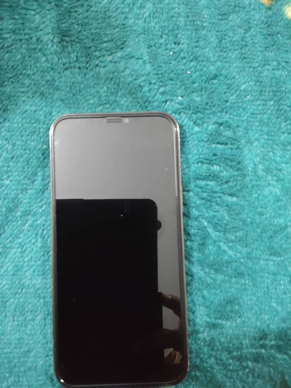 ايفون 12برو ماكس ذاكره 256
شاحنه وبكيت اصليه 
مبدأ بطاريه وشاشه شاشه
سماعه اتصل عاطله
للبيع سعر 300
***********
