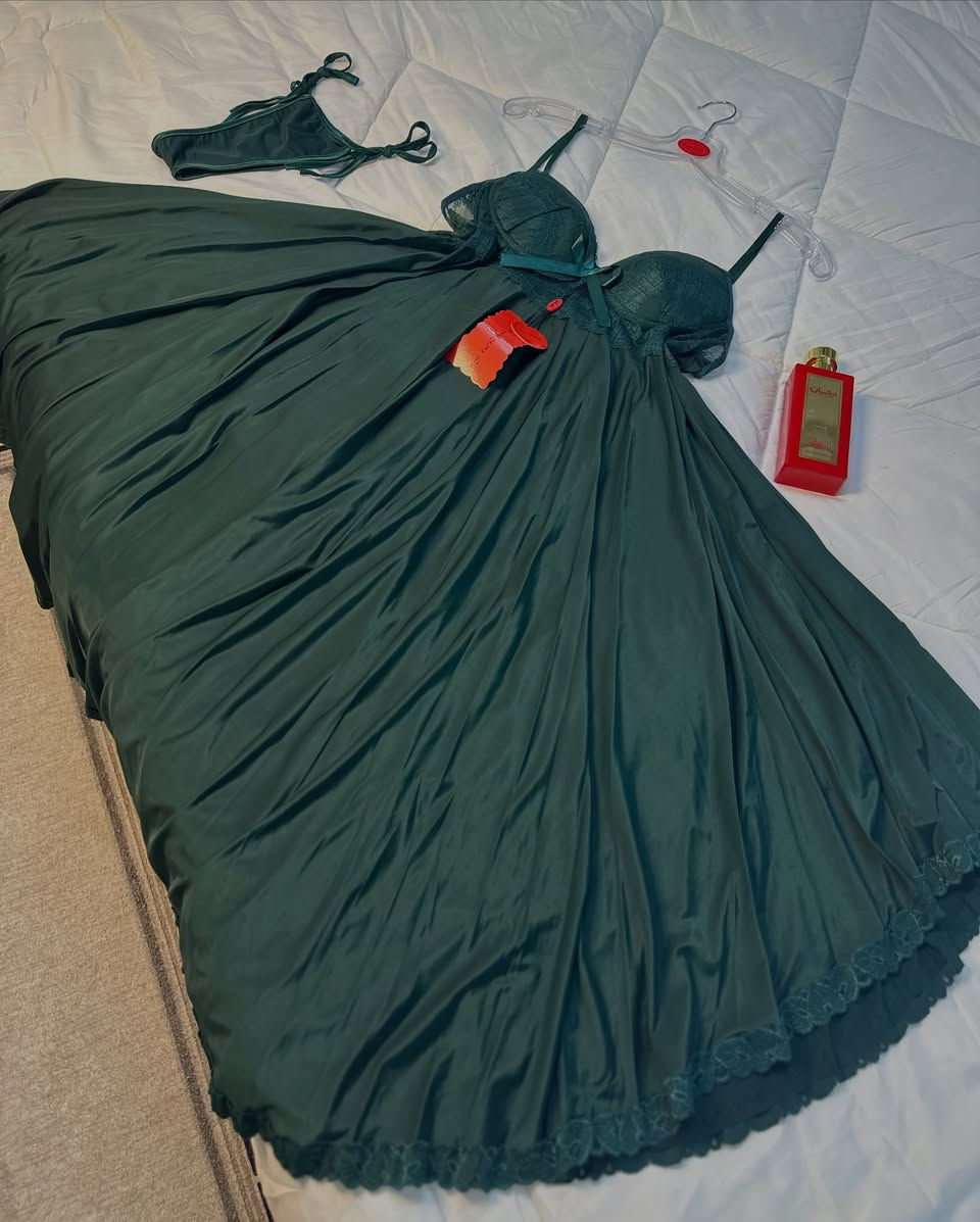 السعر ١٣ فقططط 
خامه زبده حرير الاصلي 
قياس فري سايز لل ١٠٠ 
#اكسبلور_فولو #اكسبلور #اكسبلور_explore #ترند #اضافات


**إذا كنت صاحب هذا الإعلان وتريد حذفه لأي سبب، رجاءا أرسل رسالة إلى الدعم الفني**