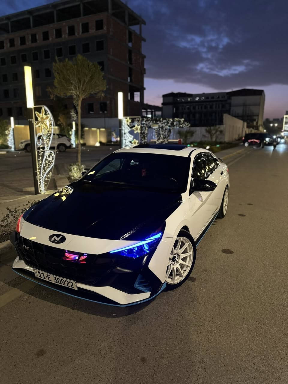 هيونداي النترا N (2022)🤍🔥
فول مواصفات💯

🚗 الممشى: 32 ألف فقط
🌞 فتحة سقف
📡 رادار جانبي أمامي وخلفي
🅿️ حساسات خلفية
📷 كاميرا خلفية
🎮 أربعة أنظمة قيادة (Eco / Normal / Sport / N Mode)
🪑 مقاعد جلد وكنتارة مع شعار N
🔥 بلكات ريسنك HKS
💡 إضاءة LED متغيرة عبر الهاتف
🛢️ Oil Catch Can أصلي
⚡ هوائية مع LED متغير عبر الهاتف
🧰 كماليات كاملة للسيارة حتى الداخل
🧼 سيارة مدارية ومسوّيلها أدامة كاملة
🔧 بدون نقص تُذكر
💥 جاملغ مبدل بلادي
🛠️ طرف بنيد بارد ومكحل ب العراق 
🔩 PDR بالباب الخلفي جهة السائق
📉 أثر ضربة خفيفة راجعة 100%
🎯 بدون صبغ نهائياً
🛡️ مكفولة من كير ومحرك وشاصي ودواخل
(♟️سياره حلوه ونضيفه وع ايدي ♟️)

بيع او مراوس بكورلا هايبرد🚗 

📮 السـعـر : ١٧٧ وبيها شي بسيط للشراي✅

مكان تواجد السيارة: بغداد - ظهر مستشفى اليرموك
رقم: *********** متوفر واتساب
