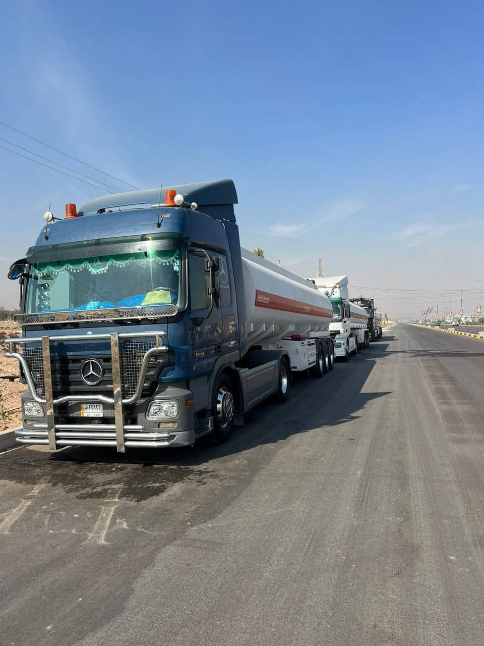 السلام عليكم اكتروز البيع صهريج موديل 2006كامره حساس تايكر محرك كير جديد حجم 18/44تانكي جديد موديل 2025تخم تاير سياره جاهزه الشغل عنوان بصره دير سعر تصل ودتدلل ***********
