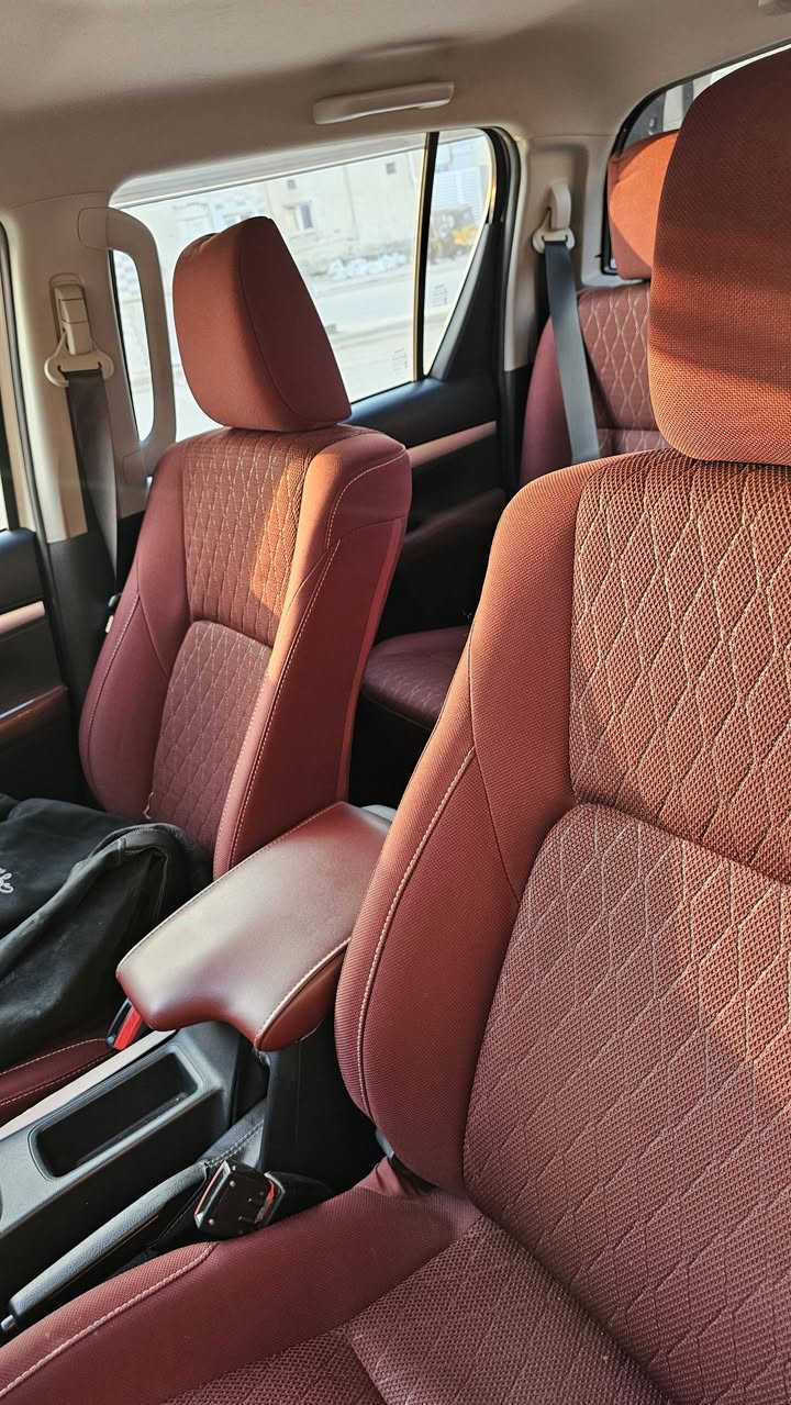 هايلوكس 2022
ماشيه 63
مكفوله 
فول مواصفات 
الاتصال 
***********
