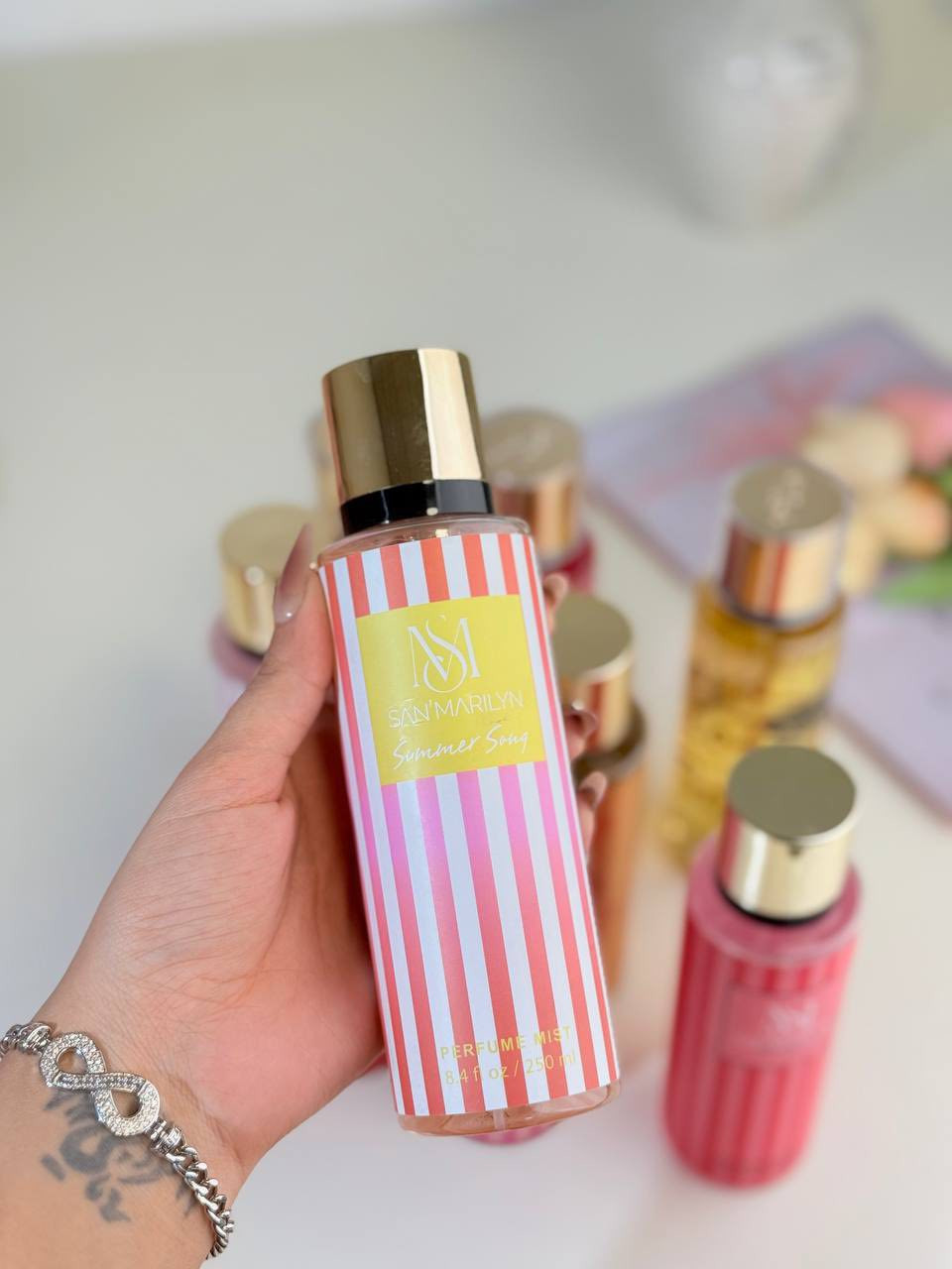 سبلاش الجسم والشعر عطرها يجنن متوفر توصيل


**إذا كنت صاحب هذا الإعلان وتريد حذفه لأي سبب، رجاءا أرسل رسالة إلى الدعم الفني**