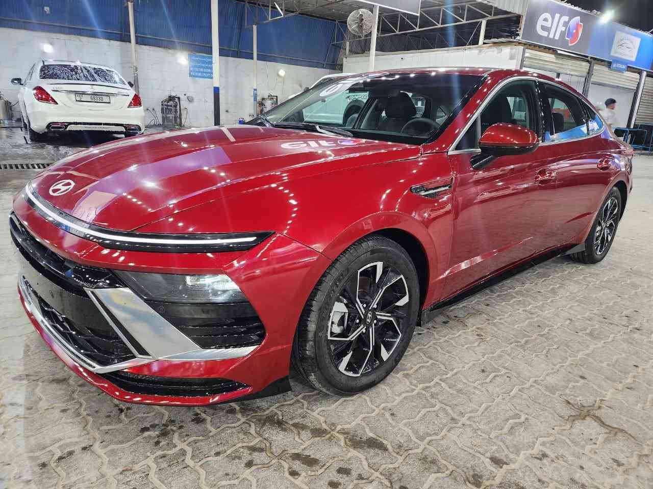 سوناتا 2024
حادث جاملغ وبنيد صبغ 
مرقم قادسية 
ماشية 12الف
فول مواصفات عده الفتحه 
تدفئة تبريد كشنات 
كشنات كهربائي 
رادار امامي 
رادار جانبي
حساس خلفي 
گير تعليك 
تشغيل عن بعد 
بصمة ابواب 
بصمة تشغيل 
4 انظمة قيادة 
اوتو هولد
سايد بريك بصمة 
السعر خاص او اتصال ***********
مكان السيارة/ الديوانية
