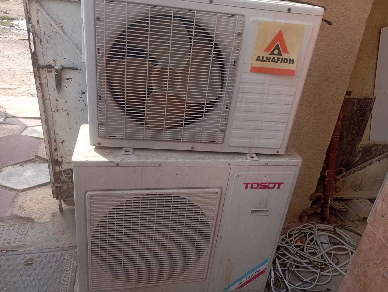 لبيع تلث سبالت واحد عامودي وثنين تعليك طن واحد عل فحص لعامودي 800 أخو جديد وطن لواحد 200


**إذا كنت صاحب هذا الإعلان وتريد حذفه لأي سبب، رجاءا أرسل رسالة إلى الدعم الفني**