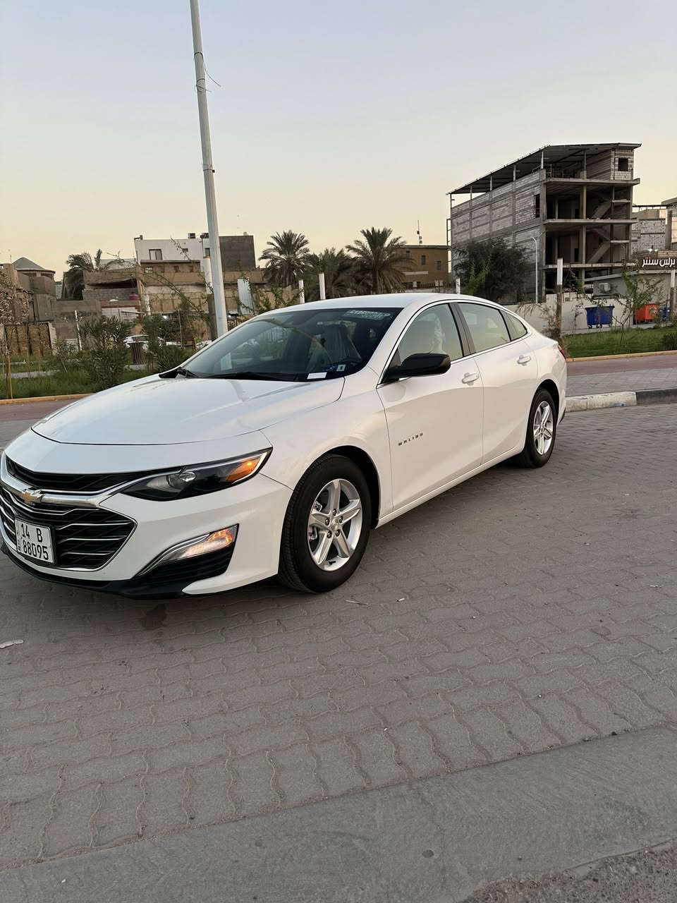 ماليبو وارد أمريكي 2023
رقم بصره حره تحويل ثاني يوم

ضربته بس بلبنيد كد شبر وراجع بارد وبلعراق صار بيه بارد بلمدكر لامامي لايسر ولايمن كد شبر كفاله من الصبغ والتبديل والفتح 
محرك 1500 تيريبو

ماشيه 29 ميل

السياره جديده وجاهزه 

مكينه كير كفاله 

السعر 135 وبيه مجال

***********
