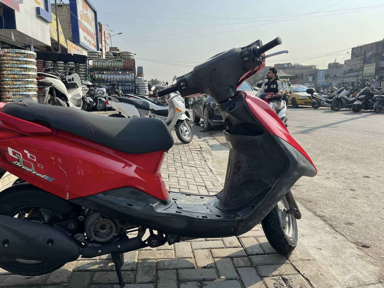 سلام عليكم بريز بغ بغاء للبيع مكفولة كفالة عامة مكينة وكفر دراجه ما رمبه مكان دراجه بغداد مدينته الصدر      ستفسار*********** اي نقص مابيه
