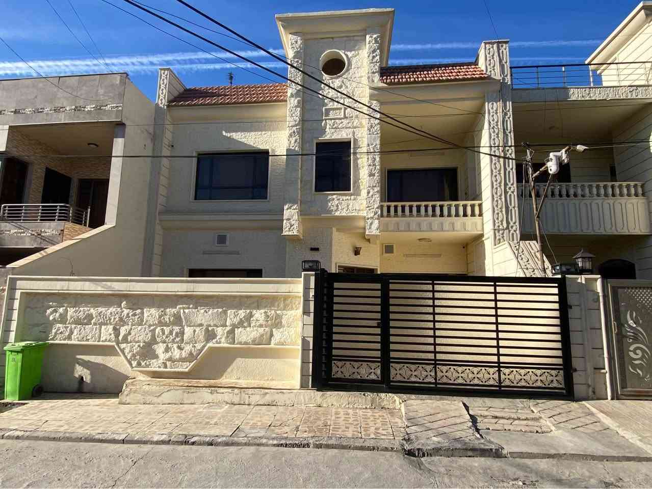 بەختیاری ٢٠٠مەتر دووتابق ڕوو ڕۆژهەڵات نۆژەن کراوەتەوە دابەش دوو دەکرێت نزیک بازارو شەقامی وەزیران بۆفرۆشتن
.
بختياري ٢٠٠متر طابقين فلات اتجاه شروق ثم تجديده قریب سوق بختیاری وسایدین وزیران ينقسم للبيتين للبيع
.
اري طاهر
‏‎-***********كورك
***********-اسيا
.
عقارات مەلەك تاج اربيل
بۆ ڕاوێژوو زانیاری پەیوەندیمان پێوە بکەن
.
عقارات مَلَك تاج اربيل 
للاستفسارات والاستشارات العقارية وتجارية اتصل بنا 
.
‏‪#Ari_tahir‬ #اري_طاهر #ملك_تاج_اربيل #مەلەک_تاج_ئەربیل #Malak_Taj_Erbil #Malak_Taj_Erbil #Erbil #Hawler #كوردستان #foryou #village #city #شورش #shorsh #ari_tahir أربيل, العراق
