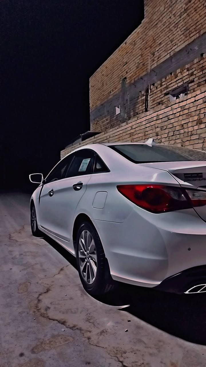 سلام عليكم سوناتا للبيع موديل 13 خليجي مكينه دوش تفاصيل سونار موجود يمك السعر 130 بيها مجال  بسمي تحويل ثاني يوم مواصفات مري شفط تحكم شفتلت  تخم تايرات جديد سياره  جاهزه مكان بابل الستفسار اكثر ***********
