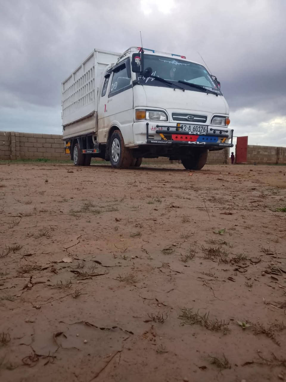 السلام عليكم كيا بنكو موديل 95رقم نينوى مسطرة حصه گاز باسمي السياره قطره صبغ مابيها محرك 2700 لا صرف ولا نفخ السعر اتصل على الرقم ***********
