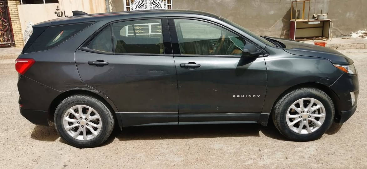 سلام عليكم  اعيد النشر بسبب الوعود الكاذبه يكولون اجيك ومايجون
شوفرليت أكوينكس موديل 2018 السياره حره باسمي رقم ميسان مشروع وطني
‏‎ 
‏‎1 - شاشة كبيرة 
‏‎
‏‎2- حساس قياس ضغط الاطارات 
‏‎3- ويل كب 
4- سايد بريك بصمه
‏5- بصمات عدد 5 ، اربع ابواب + التشغيل .
‏‎6- التوقف الاوتماتيكي ، خاصية توفير الوقود .
‏‎7- مثبت ، سرعة ،، كروز ،، .
‏‎8- تحكم كامل بالاستيرن
9/ اواكس بلوتوث ، واي فاي 
10شاشة لكشف الاعطال مع عداد
11 تبريد قطعتين 
12 /كير اوتو 
13/محرك 4 سلندر ( 1500 ، توربو 
14/كامرا خلفيه دواره
 السياره جاهزه اي نقص مابيها
مكان السياره ميسان هذه رقمي ‭***********
