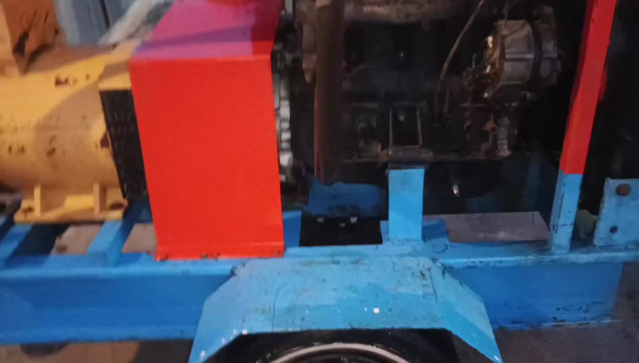 سلام عليكم مولده كيه لبيع 35كيفي مولده محرك ورس توليد شرط لنضفه وشرط تشغل مولده نكره سلف جهازه رقم ***********
