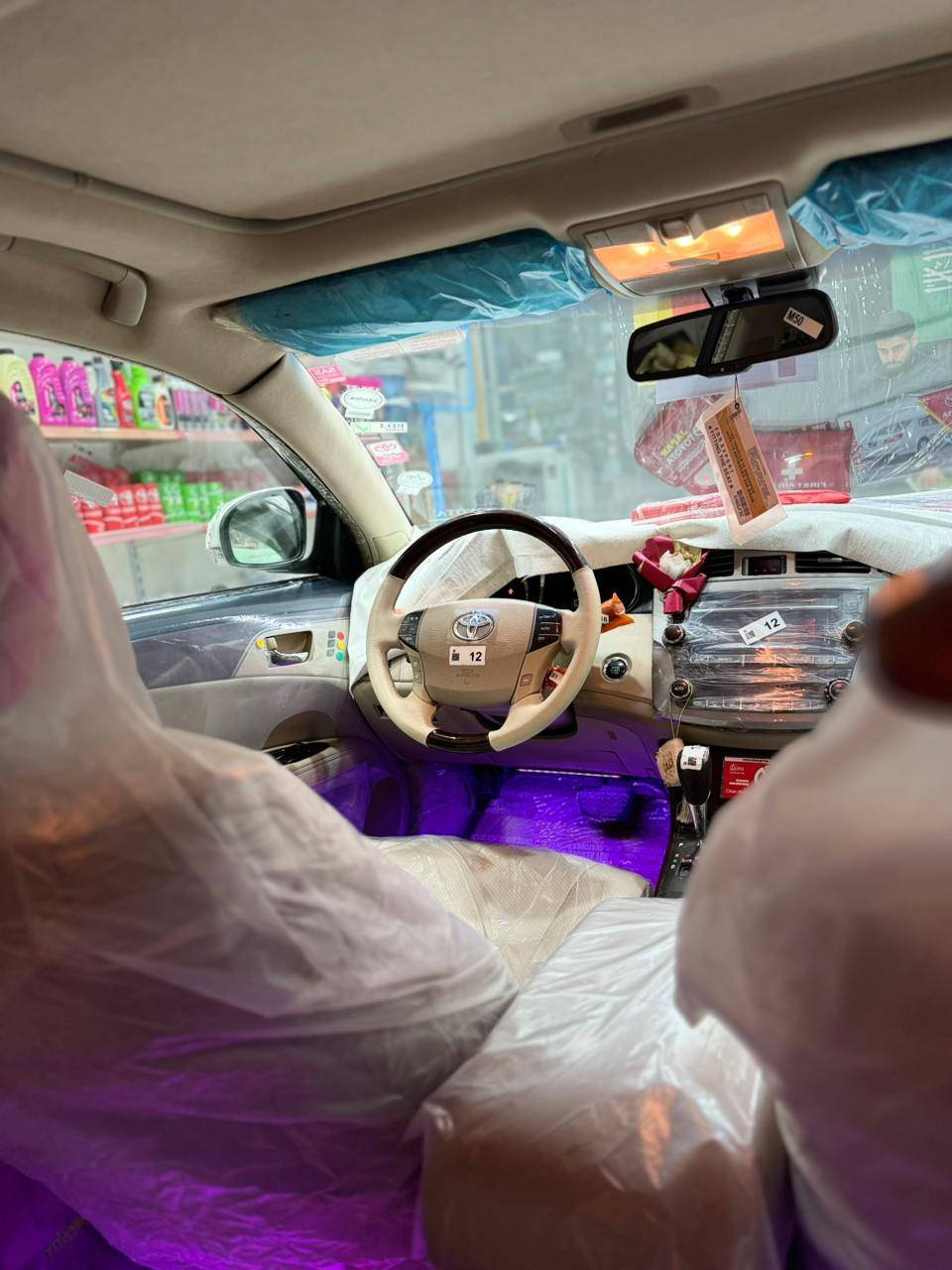 تۆیۆتا ئەڤەلۆن 2012 مانگی 9  قەپاخ رەش بیلادی 
٤ تایەی بیلادی تۆیۆ لەژێرە 
مواسەفات لیمیدیت 
پەردە حاسە کوشین سارد و گەرم 
تەنها 156 000km رۆشتووە 
گیر مەکینە بەشەر نەکراوەتەوە 
بۆیەخ دەحامیش بۆیاخی نییە 
بەس سێ پەلە ساردی هەیە 

سعر : لە کۆمێنت داوای بکە ڕاستەوخۆ بۆت دێت 🤖 

رەقەم و سەنەوی تازەیە 
لایتەکان ئلیدیە 

ژمارەی مۆباهیل 
***********
