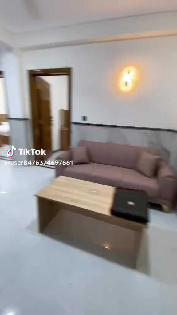 شقق موثثه من كلشي وكلش مرتبات بشارع الشهداء قريب كلش الامام الحسين خمسه  دقايق الامام التواصل على الرقم *********** سارع بلحجز
