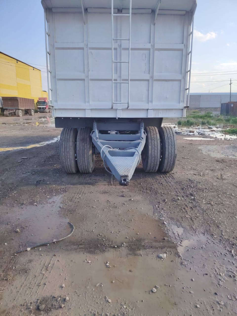 السلام عليكم
مقطوره اللبيع

طول ٨٩٠
رتفاع الجناب 185
مجموعه سكس لعاب وثنين رفاع
مكفوله من كسر وفطر
جاهزه العمل
العنوان ديالى بعقوبه
مكلف بالنشر أي ستفسار الاتصال بالرقم
***********
