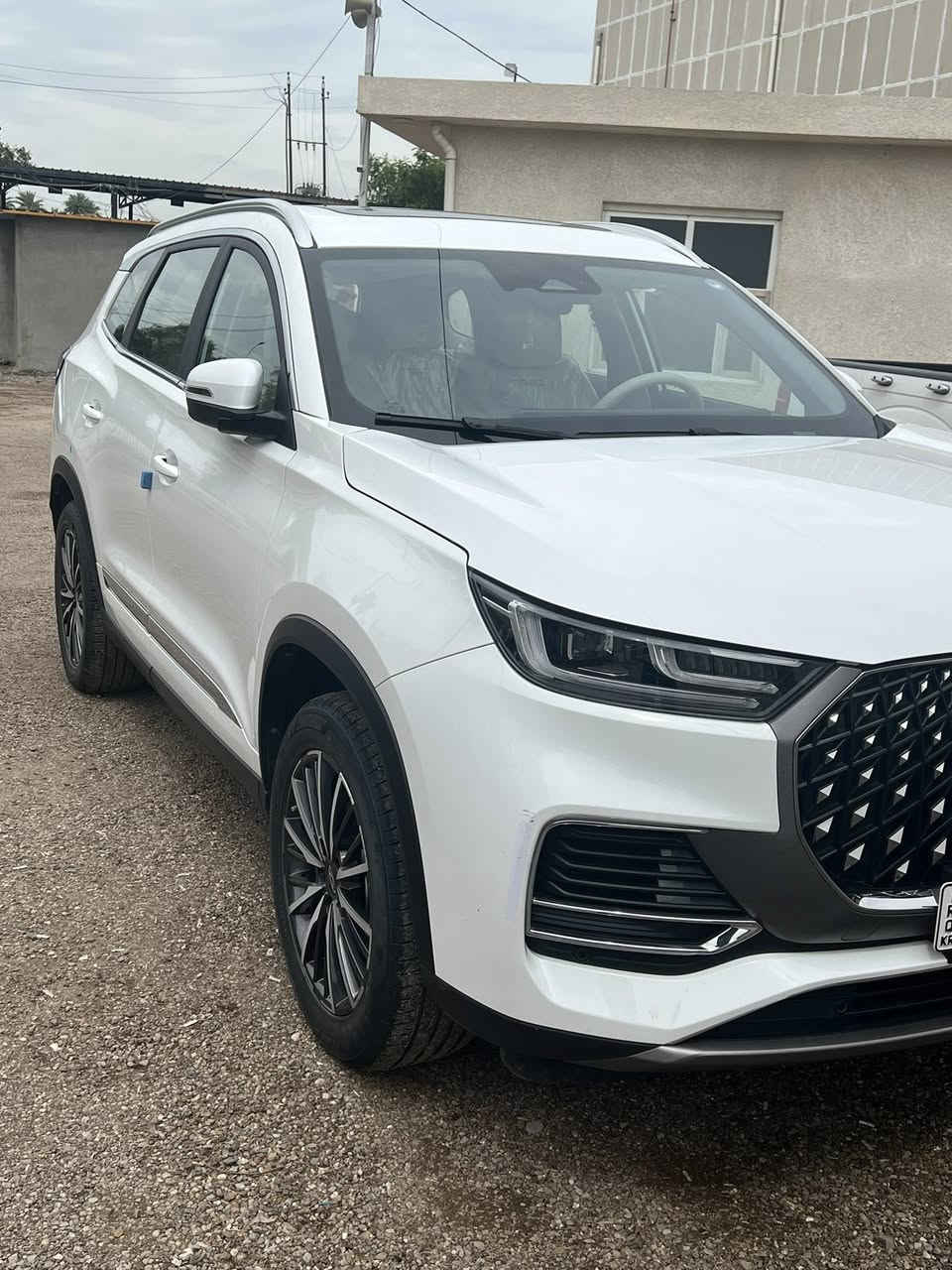 شيري تيجو ٨ بروماكس بلكن هايبريد . يعني  ۳ محركات سيارة شحن و كهربائي  و بنزين
المواصفات فول الفول
۳٦۰ درجة رادار 
۳٦۰درجة كامرة
كشنات كهربائي
كشن سايق خزن
كشن سكن مساج
كشنات تدفئة و تبريد 
خط المسار 
ثلاجة
تبريد قطعتين
شحن لاسلكي
ئوتو هولد
ئوتوبارك
سقف بانوراما
باب صندوق كهربائي
لايتات كلهن LED
٤ جام كهربائي و ئوتو
مرايات شفط
مرايات كهربائي
ئيشارة بامراية
بعد بي هواية موصفات 
اوامر صوتية
سيارة بعدة عل وضع الشريكة
سيارة ماشي 10 الاف كيلومتر
سيارة باسمي
سيارة رقم اربيل تحويل ثاني يوم 
مكفول من كلشي 
مكاني بغداد جادرية ***********
***********
