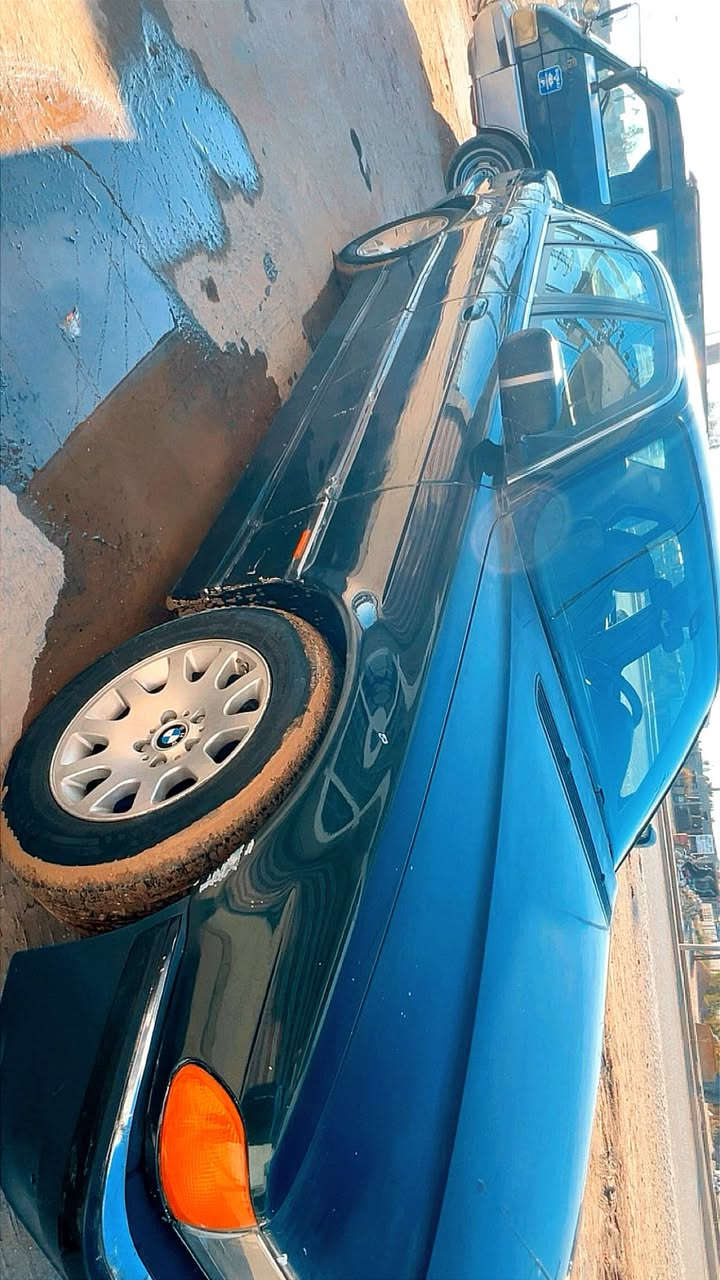 سلام عليكم BMW 740موديل 1994 8سلندر سياره جاهزه كل نقص مابيه كير محرك حداديه كلها جديده رقم جديد سنويه ل29 فول مواصفات سياره مال جناي مابيه كل نقص ترايك للبصره السعر 60 ورقه وبيه مجال الشراب يتصل على الرقم 

‭0771 822 3029‬
