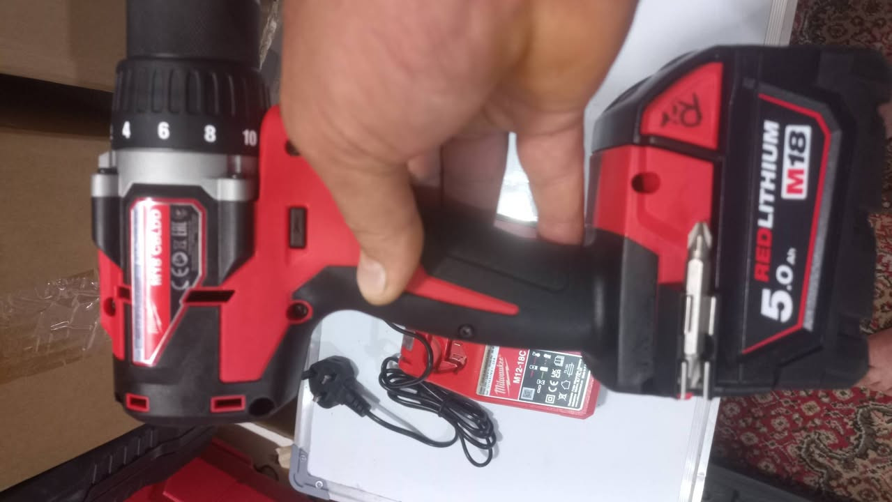 البيع جديد لوك  على خاص او واتساب. ***********
