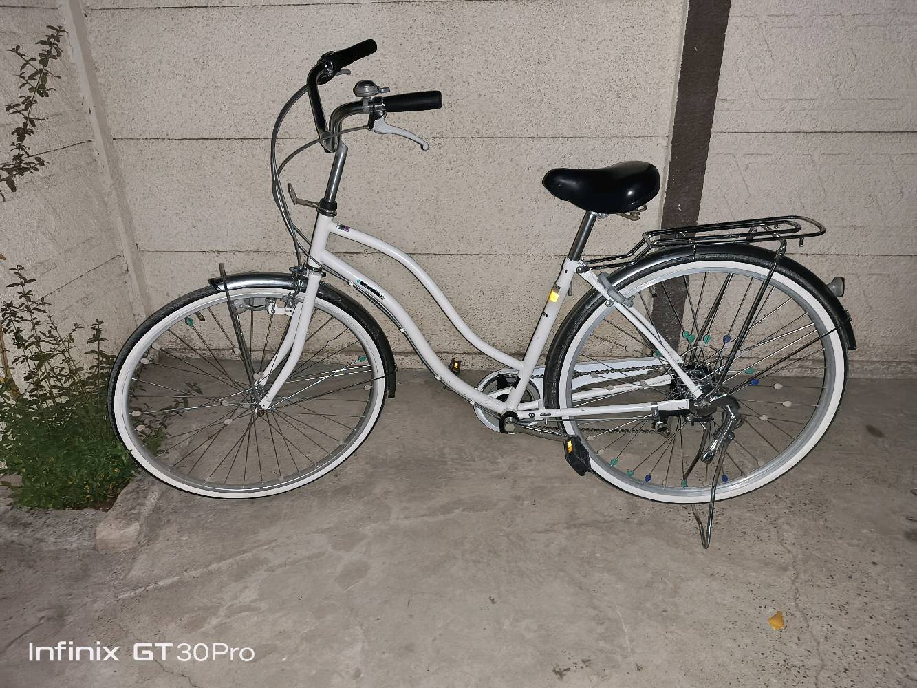 باسكل للبيع نضيف. 