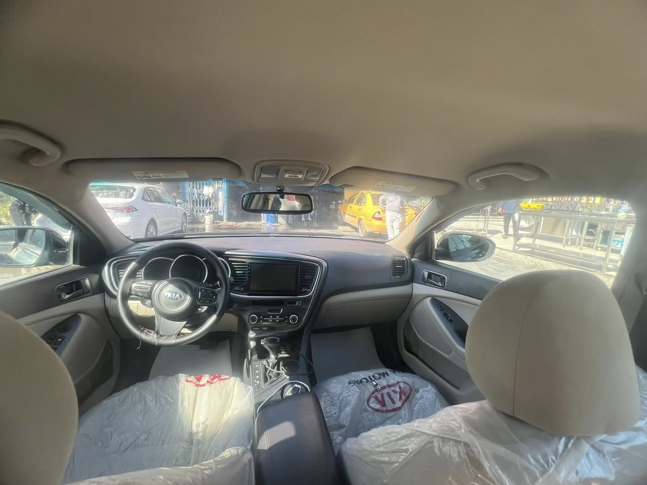 السلام عليكم
اوبتما لبيع موديل ٢٠١٥ 
رقم سليمانيه جديد باسمي وسنويه جديده  
سياره كهربايات صدر  امامي خلفي كله جديد 
السعر ب100وبيه مجال 
بيه ٥ قطع صبغ وجراد سونار سياره موجود 
ماشيه 105ميل 
العنوان البياع شرطه الرابعه
الرقم ***********
