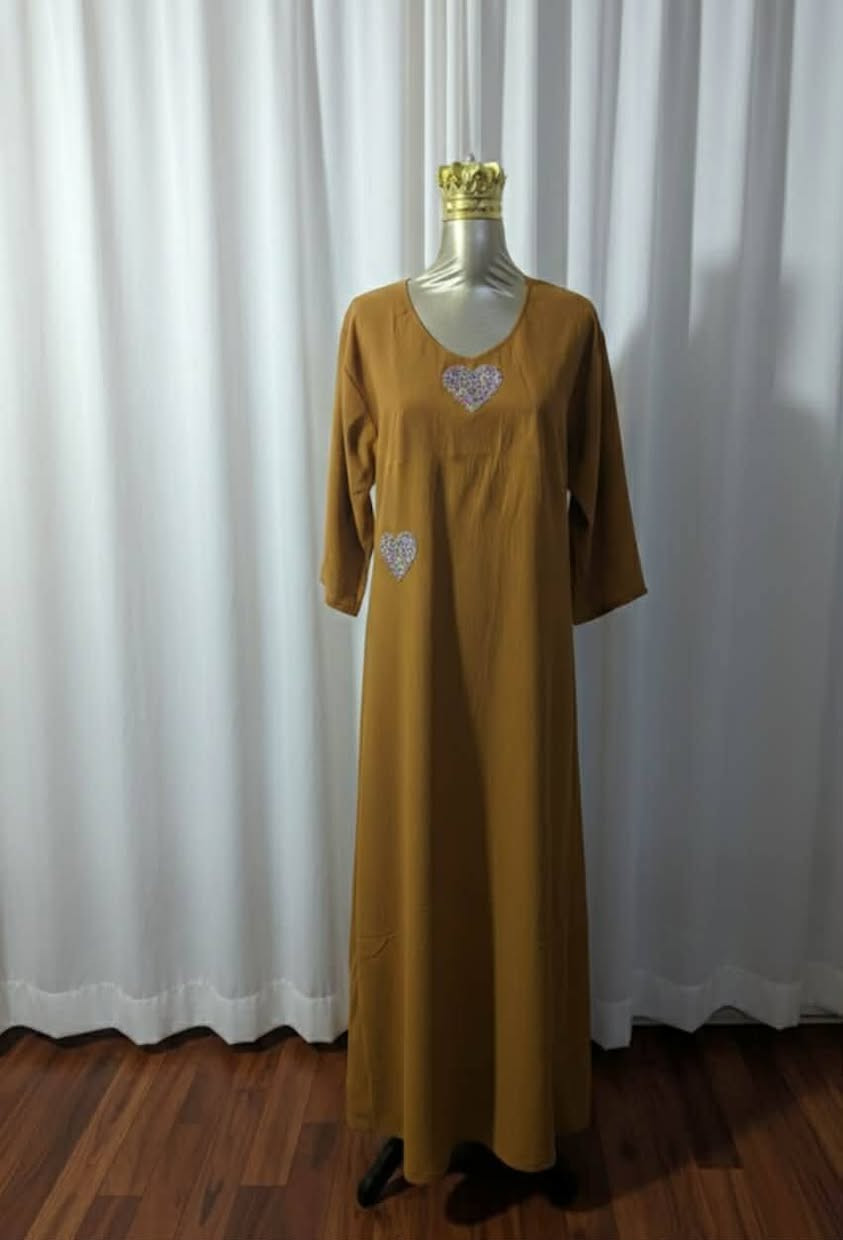 💕دُعَاء الرِّزْق وَالْفَرْج وَتَيْسِير الْأُمُور💕

💝دُعَاء الرِّزْقِ الْحَلَالِ💝

اللَّهُمَّ افْتَحْ عَلَيْنَا أَبْوَابَ رِزْقِكَ الحَلالِ، وَارْزُقْنَا مِنْ وَاسِعِ فَضْلِك.
اللَّهُمَّ اِكْفِنَا بِحَلالِكَ عَنْ حَرَامِكَ، وَاِغْنِنَا بِفَضْلِكَ عَمَّنْ سِوَاك.
اللَّهُمّ أَيْقَظَنِي عَلَيَّ رِزْقُ لَمْ أَتَوَقَّعُه، وَعَلَى خَيْرِ لَمْ أُفَكِّرْ بِهِ، وَعَلَى تَحْقِيقٍ امَنُيات ظَنَنْت أَنَّهَا مُسْتَحِيلَة.
اللَّهُمَّ اُرْزُقْنِي بِرِزْقٍ مِنْ عِنْدِكَ لَا حَدَّ لَهُ، وَفَرَّج مِنْ عِنْدِكَ لَا مَدَّ لَهُ، وَخَيْرٌ مِنْ عِنْدِكَ لَا عَدَدَ لَهُ.     
أَمِينٌ يارَبِّ الْعَالَمِين.                       
خياطي حسب الطلب مكانه كوفه  مع اقمشه علي حنتوش


**إذا كنت صاحب هذا الإعلان وتريد حذفه لأي سبب، رجاءا أرسل رسالة إلى الدعم الفني**