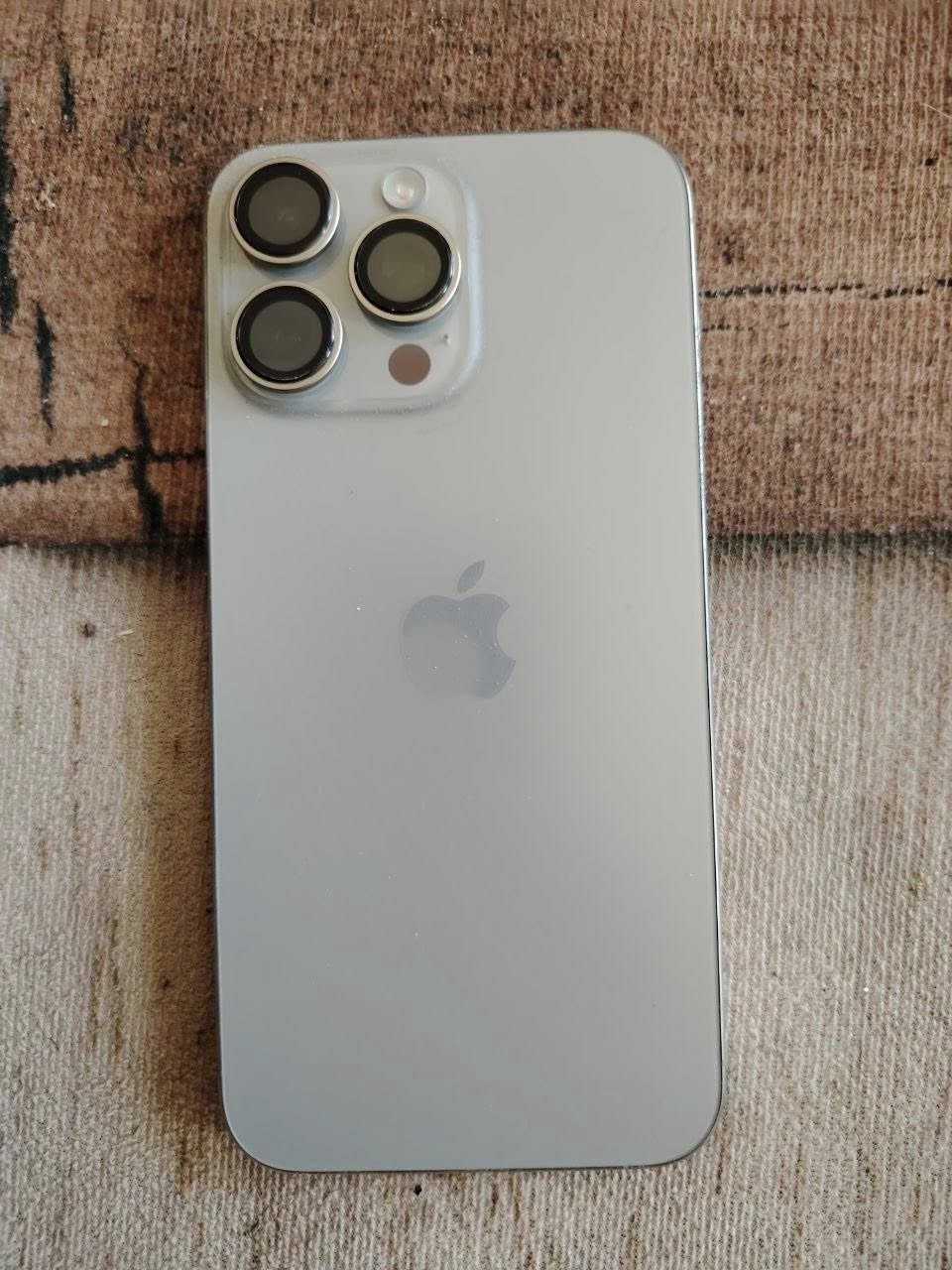 ايفون 15 برو ماكس ذاكرة ٢٥٦ شخط مابي لامفتوح ولامصلح بطارية 84 للاستفسار الاتصال ***********
