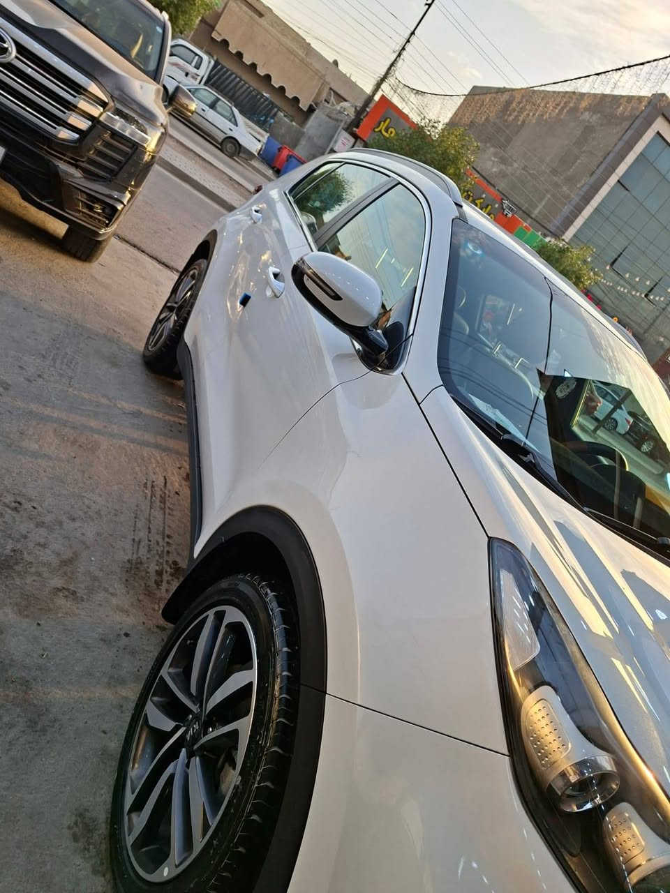 سبورتج خليجي ٢٠٢٠ عداد السرعة ٥٨ الف حقيقي بيها صبغ طارف الجاملغ  الامامي مواصفات عاديه كير ومحرك جديدات  وتبريد ثلج وغرفة جديده ....الرقم *********** واتساب
