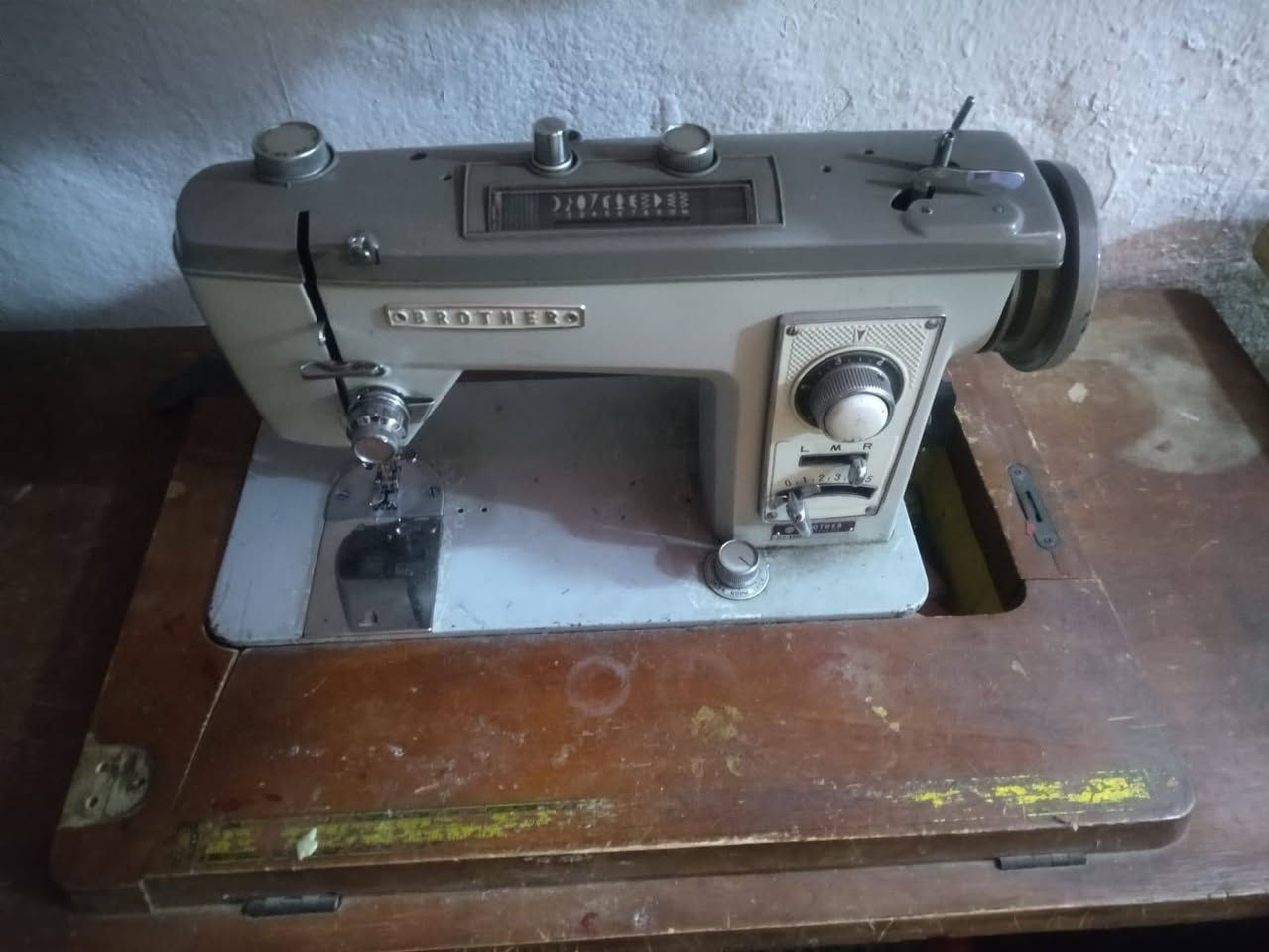 للبيع للتواصل ولاستفسار ***********متواجد واتساب
