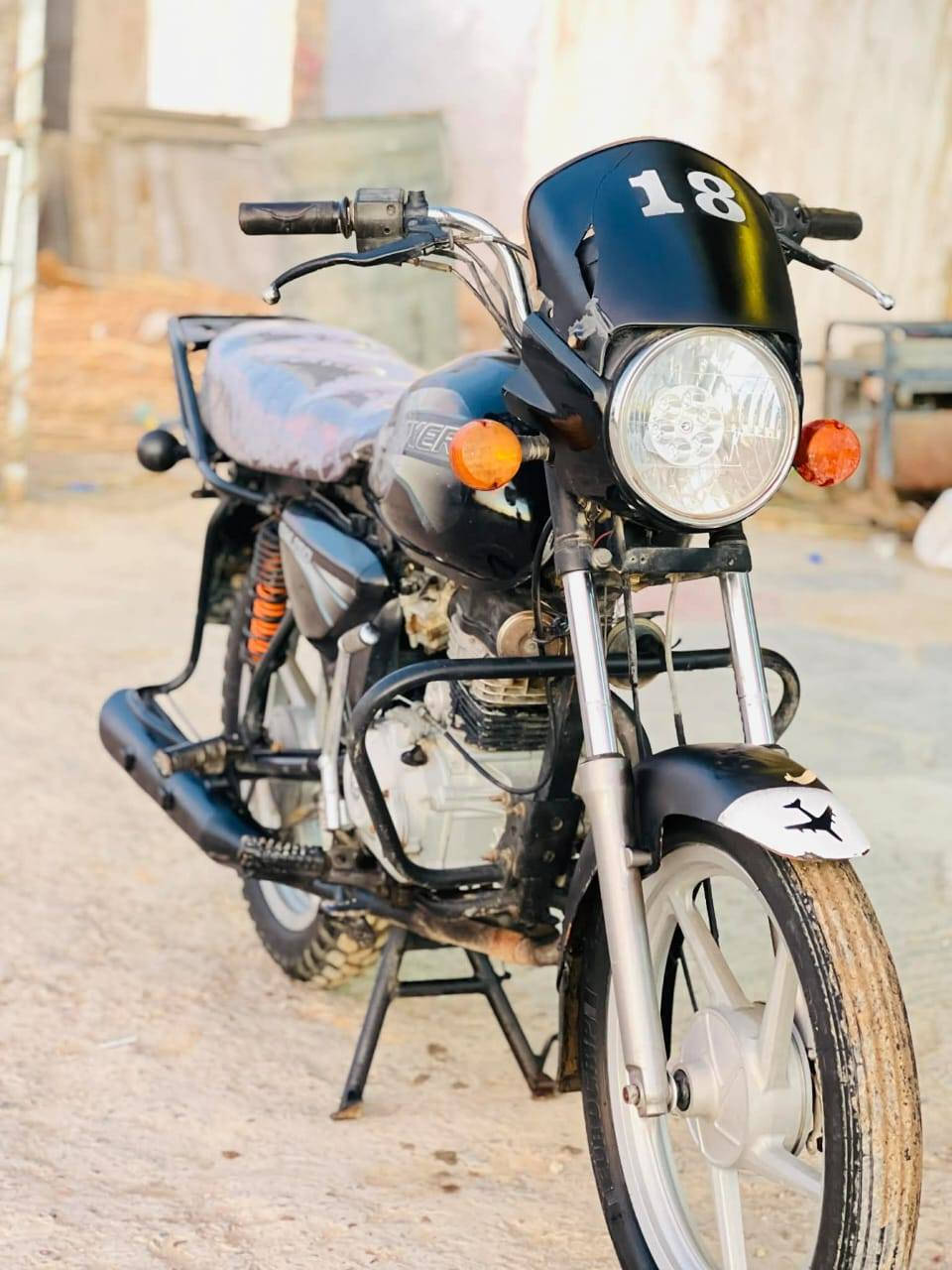 البيع اوراق موديل18 سعر 800بيه مجال الطيبين ***********
