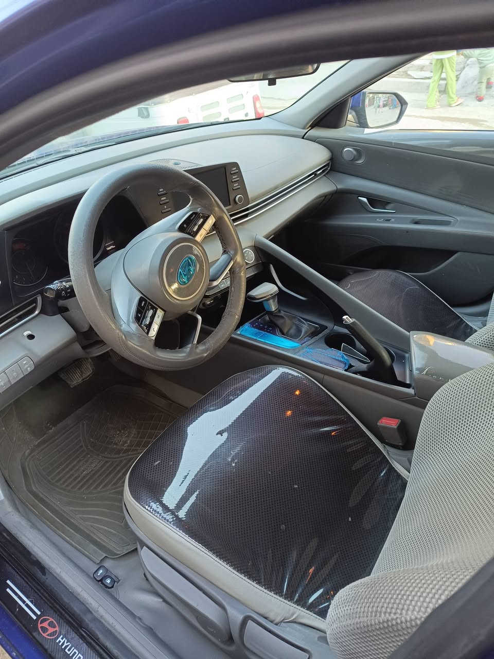 السلام عليكم سياره النتراء موديل 2021 رقم بغداد عدد المسافات 106ضرر البنيد مكينه كير على الفحص السعر 122 ورقه العنوان بغداد شارع الصحه الاتصال على الرقم *********** ابو قيس
