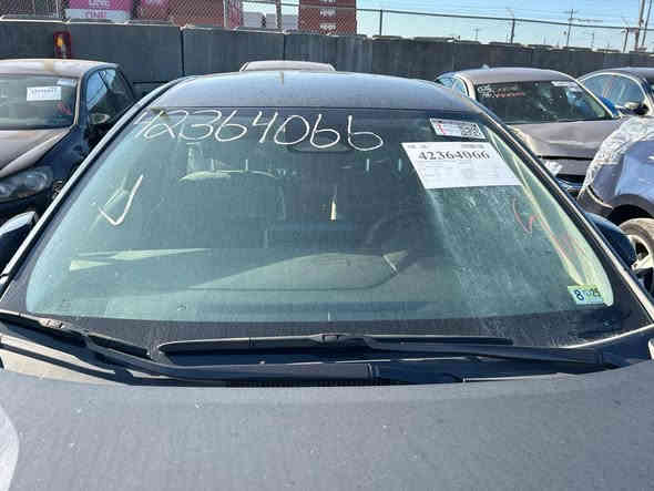 للبيع مديل 24 هايبرد فقط جمرلاغ يصير تعديل بادر بدون ايرباك ماشيه 7 الف وصول جديد شراي اتصل وتدلل. ***********
